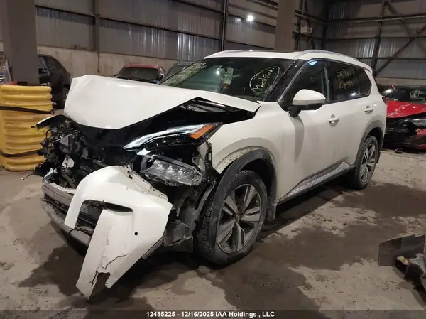 JN8BT3DD6PW309465 2023 NISSAN ROGUE - Image 2