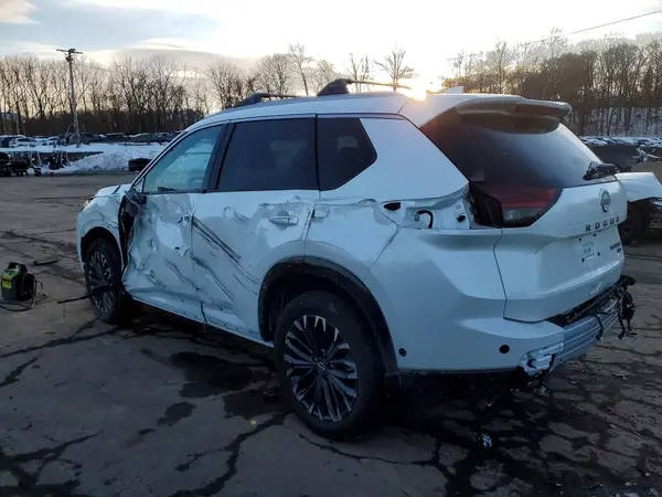 JN8BT3DD6SW304680 2025 NISSAN ROGUE - Image 2