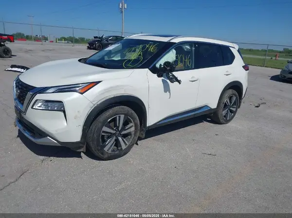JN8BT3DD7PW311192 2023 NISSAN ROGUE - Image 2