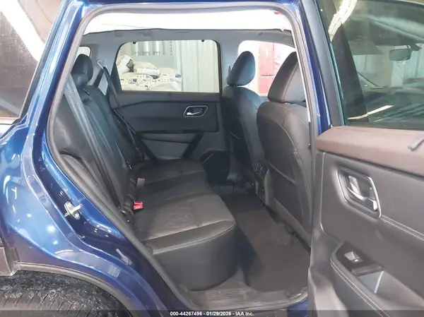 JN8BT3DD7PW313962 2023 NISSAN ROGUE - Image 8
