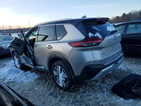 JN8BT3DD8NW272285 2022 NISSAN ROGUE - Image 2