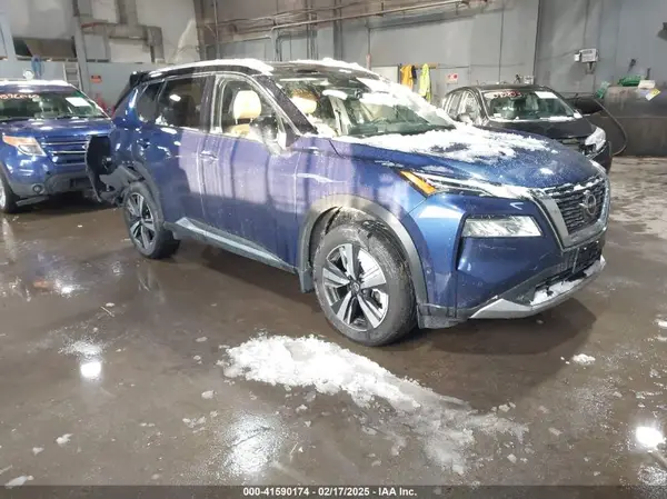JN8BT3DD8NW274411 2022 NISSAN ROGUE - Image 1