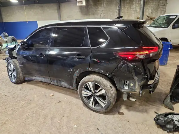 JN8BT3DD8PW303831 2023 NISSAN ROGUE - Image 2