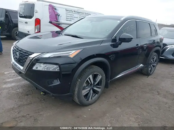 JN8BT3DD8PW323562 2023 NISSAN ROGUE - Image 2