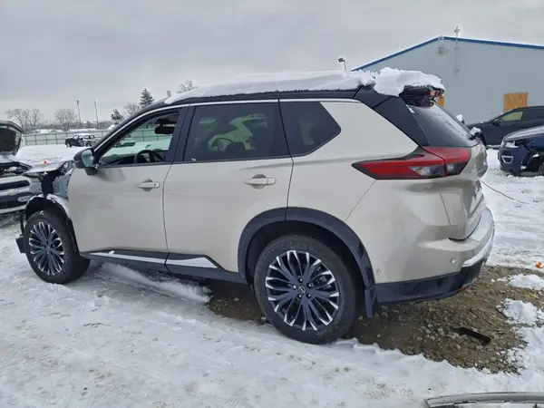 JN8BT3DD8RW250583 2024 NISSAN ROGUE - Image 2