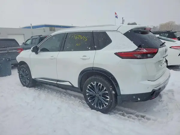 JN8BT3DD8RW452257 2024 NISSAN ROGUE - Image 2