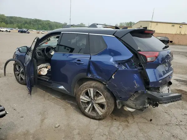 JN8BT3DD9NW277947 2022 NISSAN ROGUE - Image 2