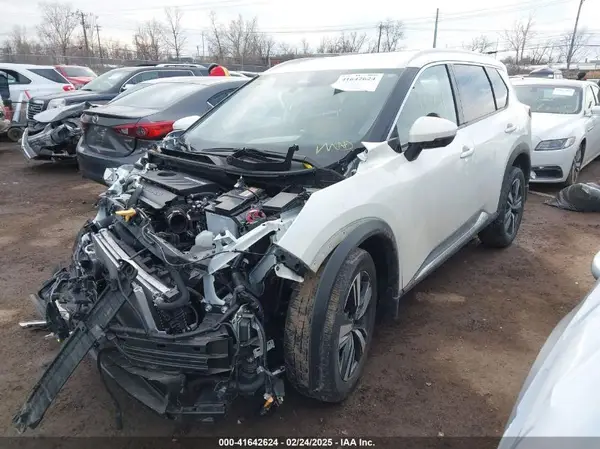 JN8BT3DD9PW302848 2023 NISSAN ROGUE - Image 2