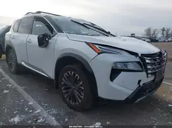 JN8BT3DD9SW300221 2025 NISSAN ROGUE