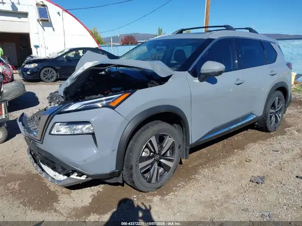 JN8BT3DDXPW305600 2023 NISSAN ROGUE - Image 2
