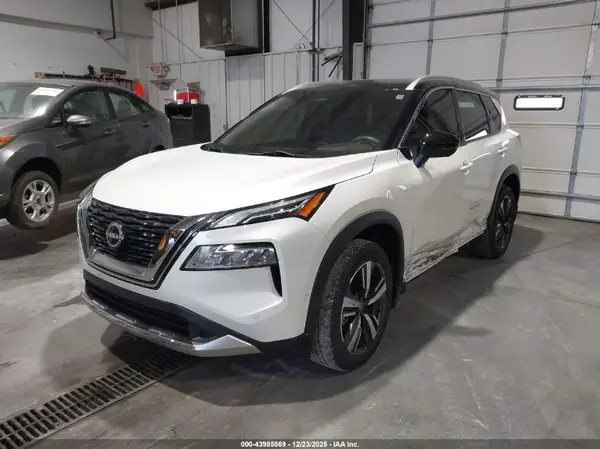 JN8BT3DDXPW308190 2023 NISSAN ROGUE - Image 2