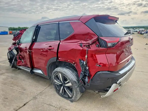 JN8BT3DDXPW315821 2023 NISSAN ROGUE - Image 2