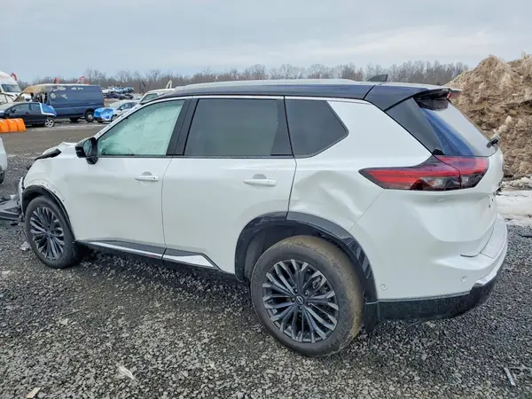 JN8BT3DDXRW252531 2024 NISSAN ROGUE - Image 2