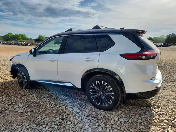 JN8BT3DDXTW472615 2026 NISSAN ROGUE - Image 2