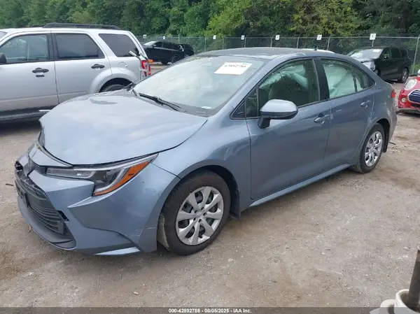 JTDB4MEE0P3011789 2023 TOYOTA COROLLA - Image 2