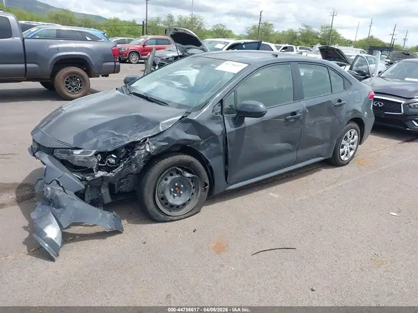 JTDB4MEE0R3021189 2024 TOYOTA COROLLA - Image 2