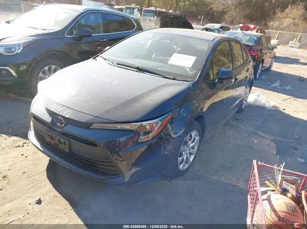 JTDB4MEE0S3029931 2025 TOYOTA COROLLA - Image 2