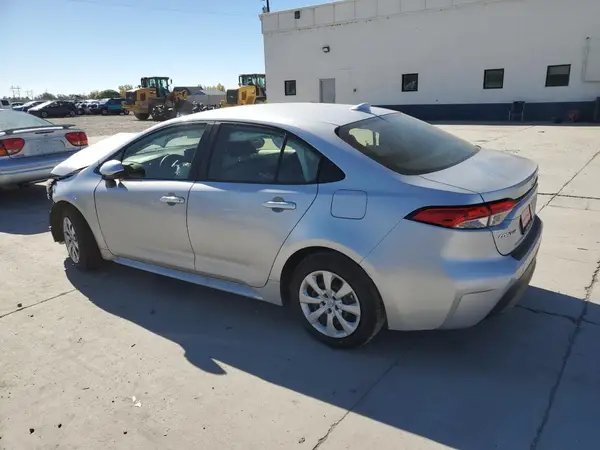 JTDB4MEE0T3032622 2026 TOYOTA COROLLA - Image 2