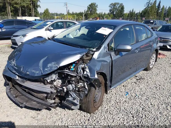 JTDB4MEE0T3033964 2026 TOYOTA COROLLA - Image 2
