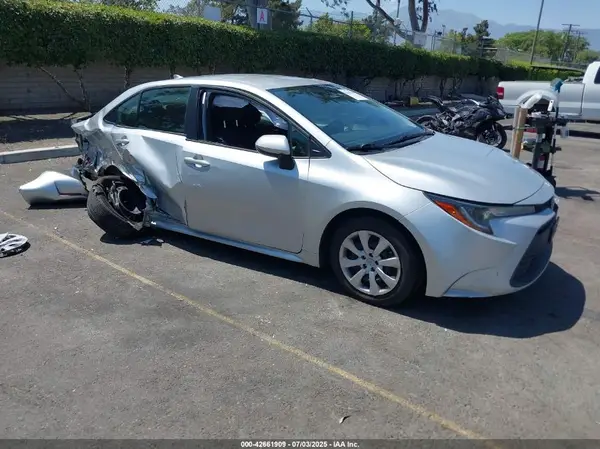 JTDB4MEE1R3024652 2024 TOYOTA COROLLA - Image 1