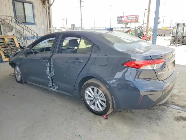 JTDB4MEE1T3045752 2026 TOYOTA COROLLA - Image 2
