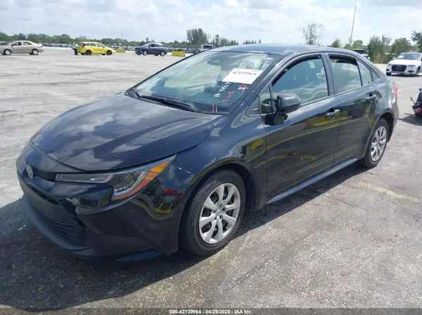 JTDB4MEE2PJ004869 2023 TOYOTA COROLLA - Image 2