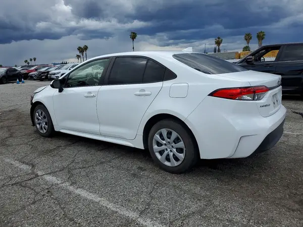 JTDB4MEE2R3016429 2024 TOYOTA COROLLA - Image 2