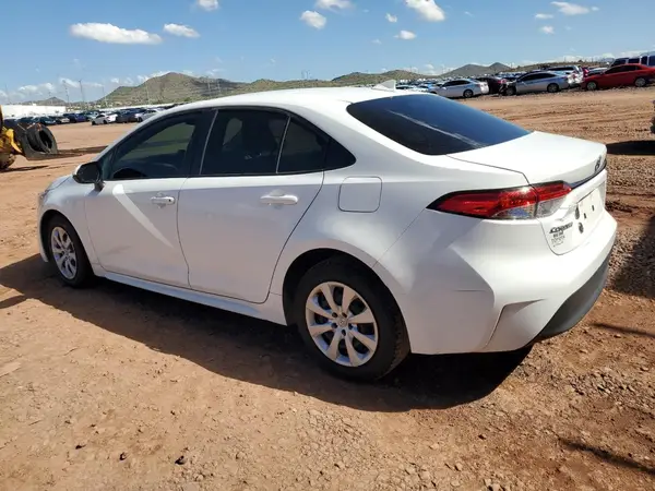 JTDB4MEE2R3018875 2024 TOYOTA COROLLA - Image 2