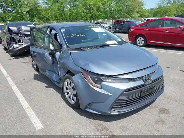 JTDB4MEE2R3019220 2024 TOYOTA COROLLA - Image 1