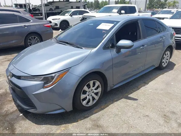 JTDB4MEE2R3021890 2024 TOYOTA COROLLA - Image 2