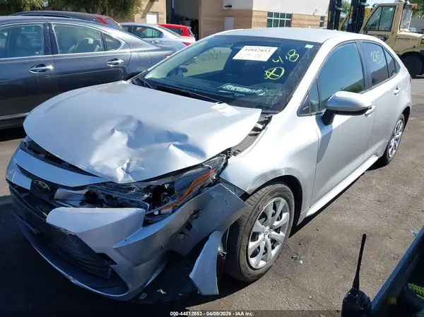 JTDB4MEE2R3023932 2024 TOYOTA COROLLA - Image 2