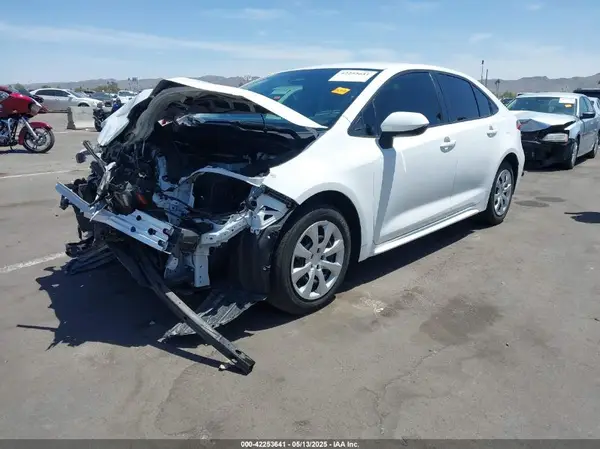 JTDB4MEE3PJ011233 2023 TOYOTA COROLLA - Image 2
