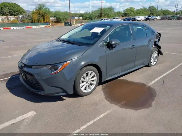 JTDB4MEE3S3028952 2025 TOYOTA COROLLA - Image 2