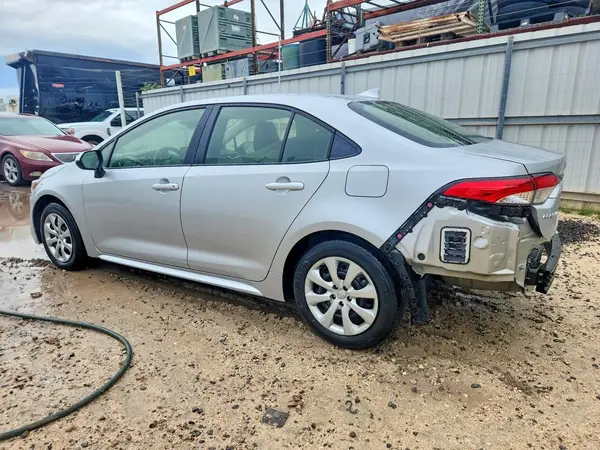 JTDB4MEE4SJ019057 2025 TOYOTA COROLLA - Image 2