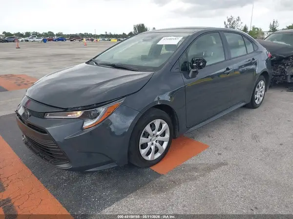 JTDB4MEE4T3033255 2026 TOYOTA COROLLA - Image 2