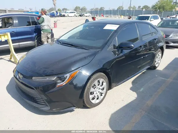 JTDB4MEE5PJ011024 2023 TOYOTA COROLLA - Image 2