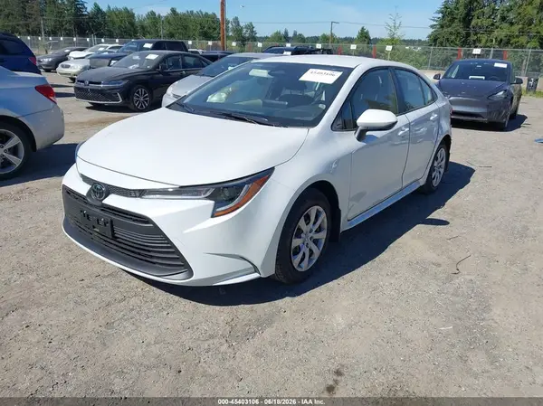 JTDB4MEE5T3041056 2026 TOYOTA COROLLA - Image 2