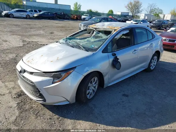 JTDB4MEE6P3013370 2023 TOYOTA COROLLA - Image 2