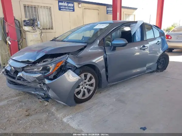 JTDB4MEE6PJ001327 2023 TOYOTA COROLLA - Image 2