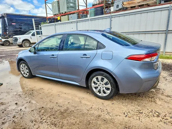 JTDB4MEE6SJ019125 2025 TOYOTA COROLLA - Image 2