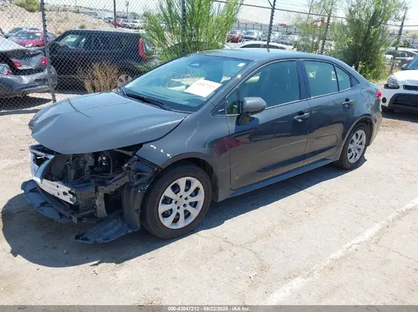 JTDB4MEE7R3017110 2024 TOYOTA COROLLA - Image 2