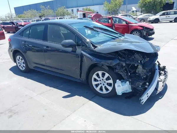 JTDB4MEE7R3021769 2024 TOYOTA COROLLA - Image 1