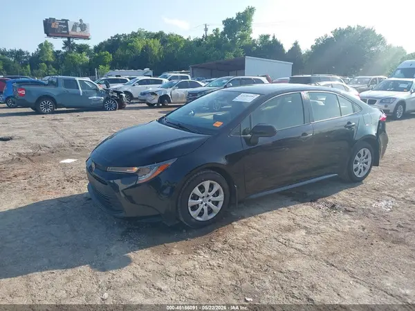 JTDB4MEE8P3001771 2023 TOYOTA COROLLA - Image 2