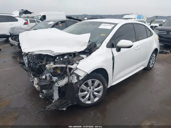 JTDB4MEE8P3015685 2023 TOYOTA COROLLA - Image 2