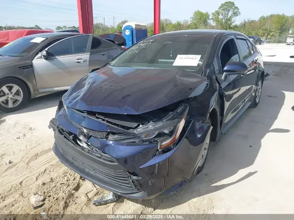JTDB4MEE8PJ004472 2023 TOYOTA COROLLA - Image 2