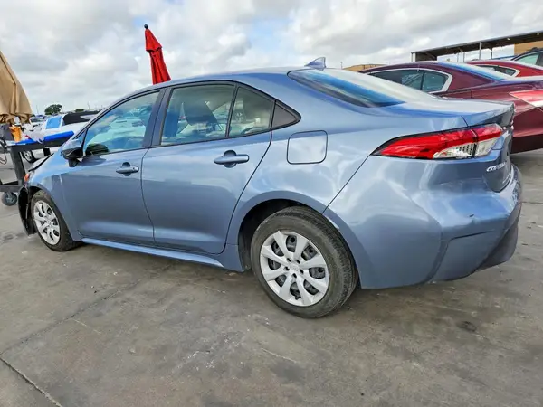 JTDB4MEE8PJ010711 2023 TOYOTA COROLLA - Image 2