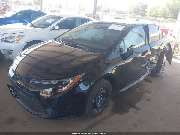 JTDB4MEE8SJ020194 2025 TOYOTA COROLLA - Image 2
