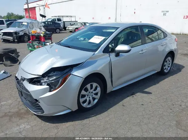 JTDB4MEE9P3005960 2023 TOYOTA COROLLA - Image 2