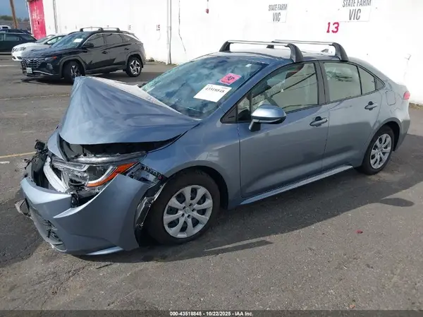 JTDB4MEE9PJ002455 2023 TOYOTA COROLLA - Image 2