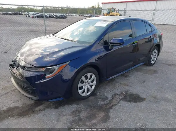 JTDB4MEE9PJ004092 2023 TOYOTA COROLLA - Image 2